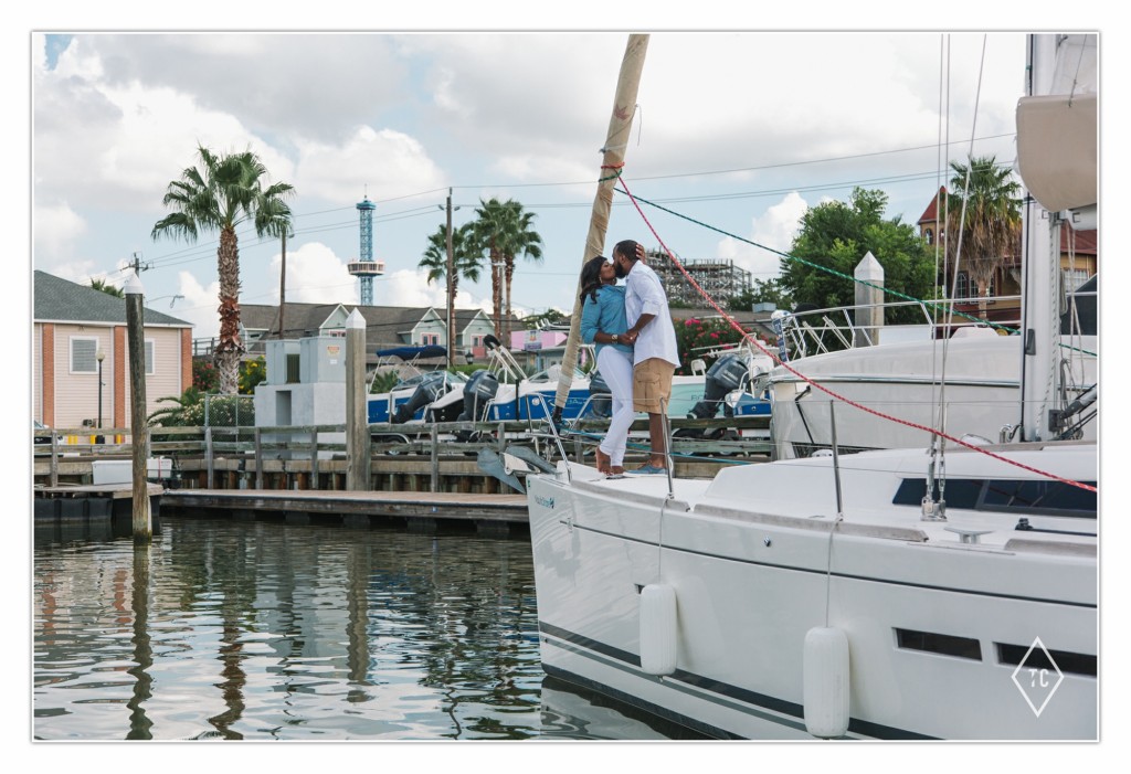 kemah-engagement-photography